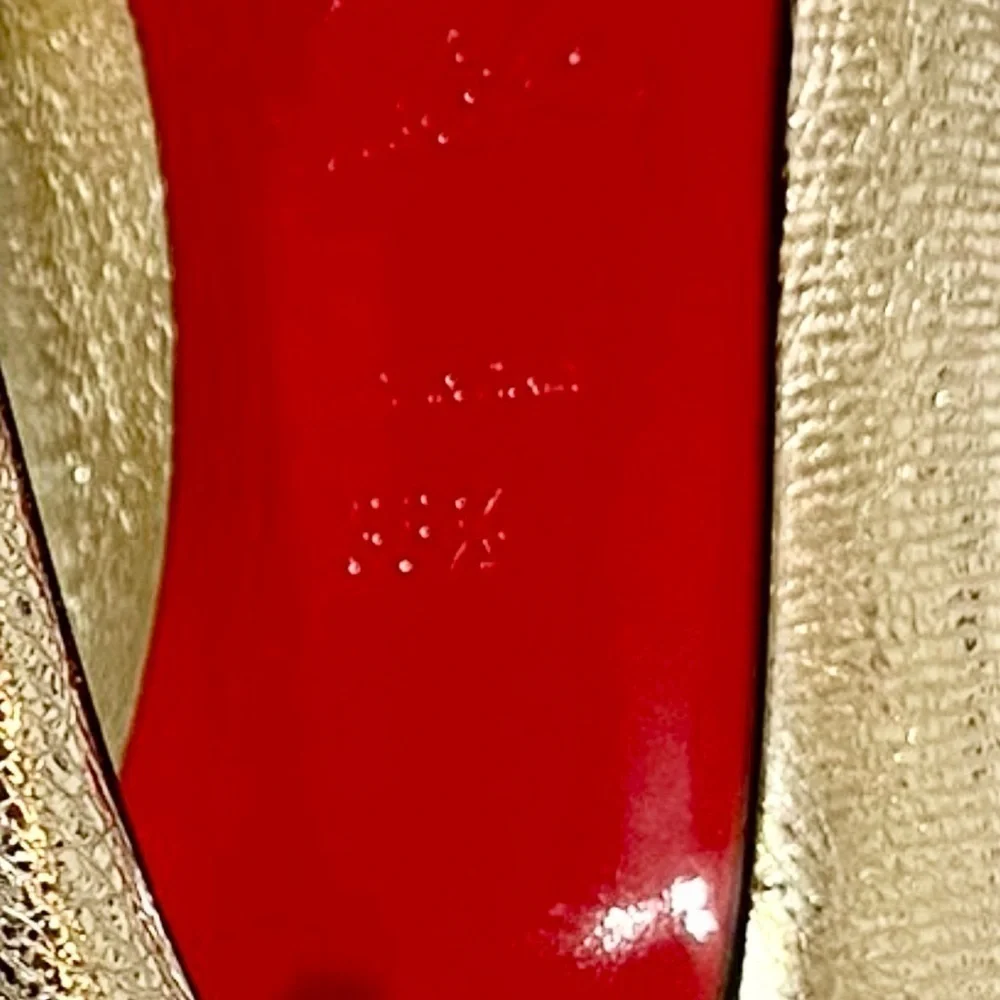 Christian Louboutin Triniboot ankle bootie, shiny gold supple leather EU38.5